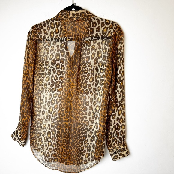 Equipment Femme Lynn Contrast Magic Silk Blouse XS Leopard Print - Picture 4 of 5